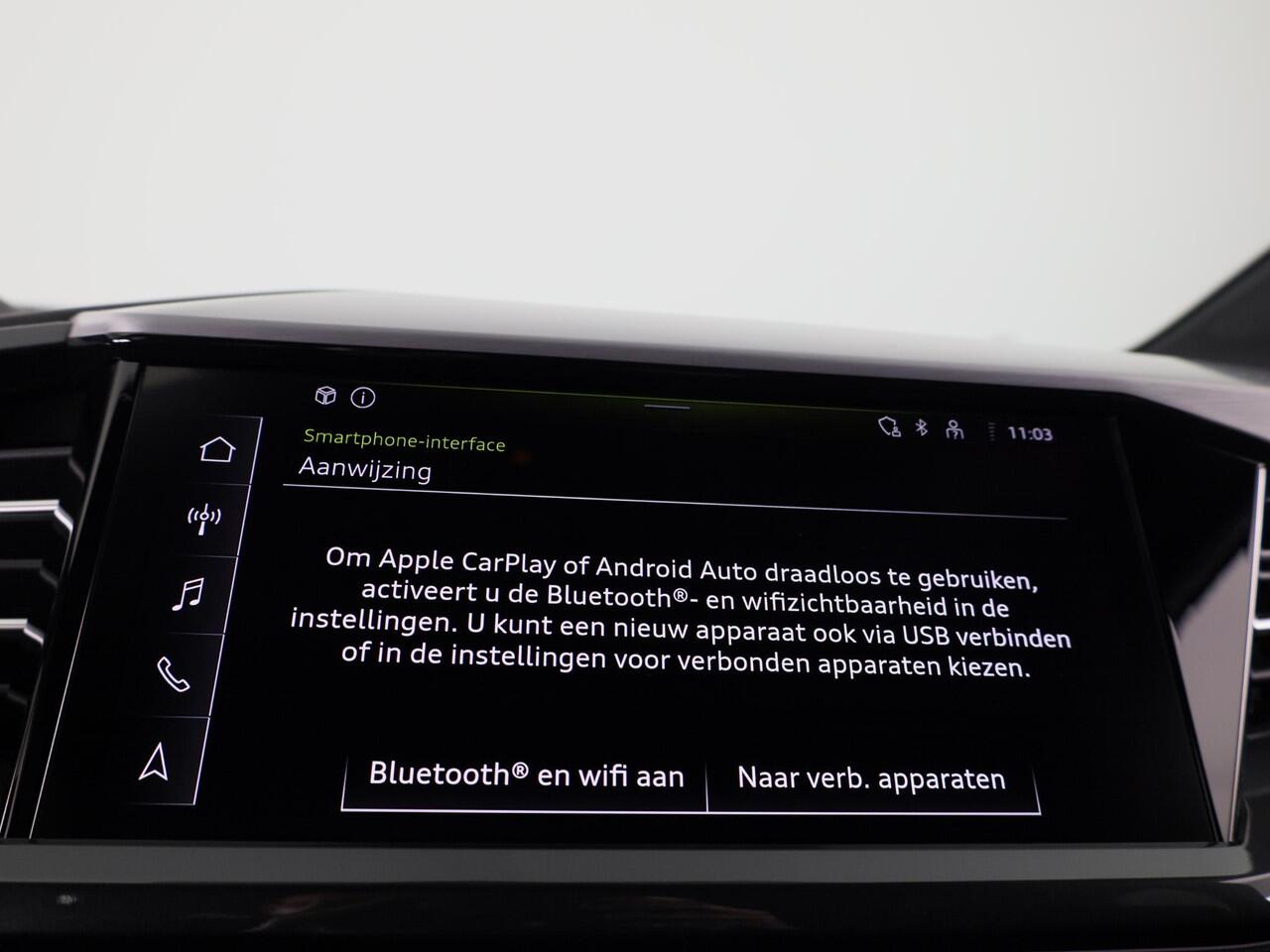 Audi Q4 e-tron 40 S edition 63 kWh 204pk | Achteruitrijcamera | Comfortpakket | Assistentiepakket plus | Optiekpakket zwart plus | Privacy glas | Adaptive cruise control |