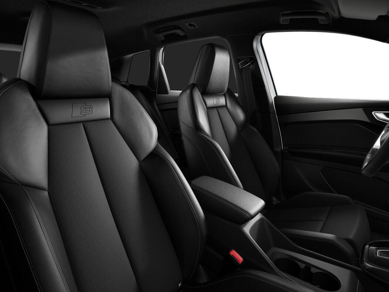 Audi Q4 e-tron 45 quattro S edition Competition 82 kWh 286pk | Assistentiepakket plus | Optiek pakket zwart plus | Ambient verlichting | Dodehoek detectie | Privacy glas |