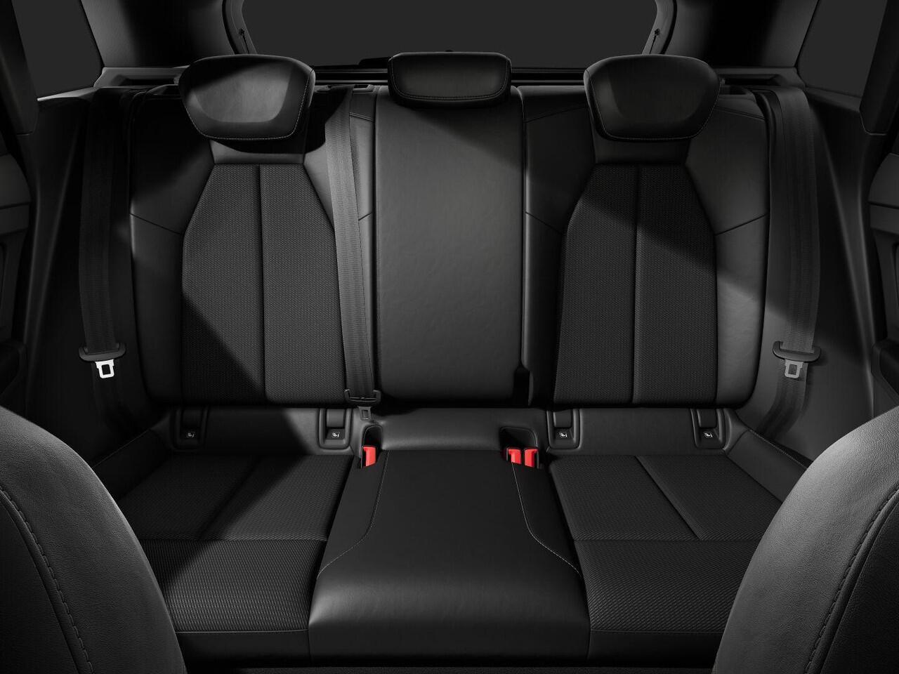 Audi Q4 e-tron 45 quattro S edition Competition 82 kWh 286pk | Assistentiepakket plus | Ambiente verlichting | Optiekpakket zwart plus | Privacy glas |