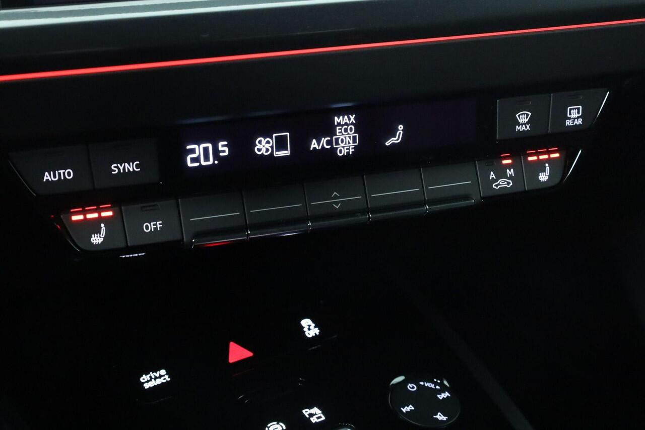 Audi Q4 e-tron S edition e-tron 45 82 kWh 210 kW / 286 PK | Assistentiepakket plus | Optiekpakket zwart plus | Privacy Glas