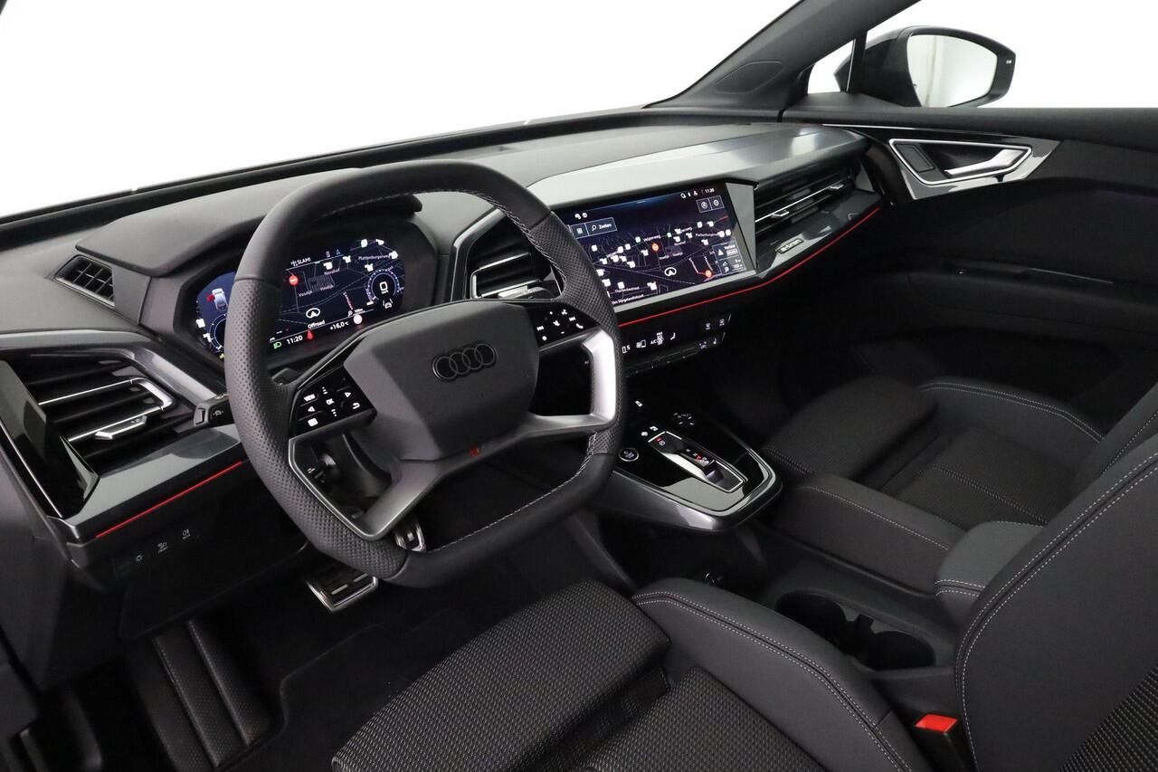Audi Q4 e-tron S edition e-tron 45 82 kWh 210 kW / 286 PK | Assistentiepakket plus | Optiekpakket zwart plus | Privacy Glas