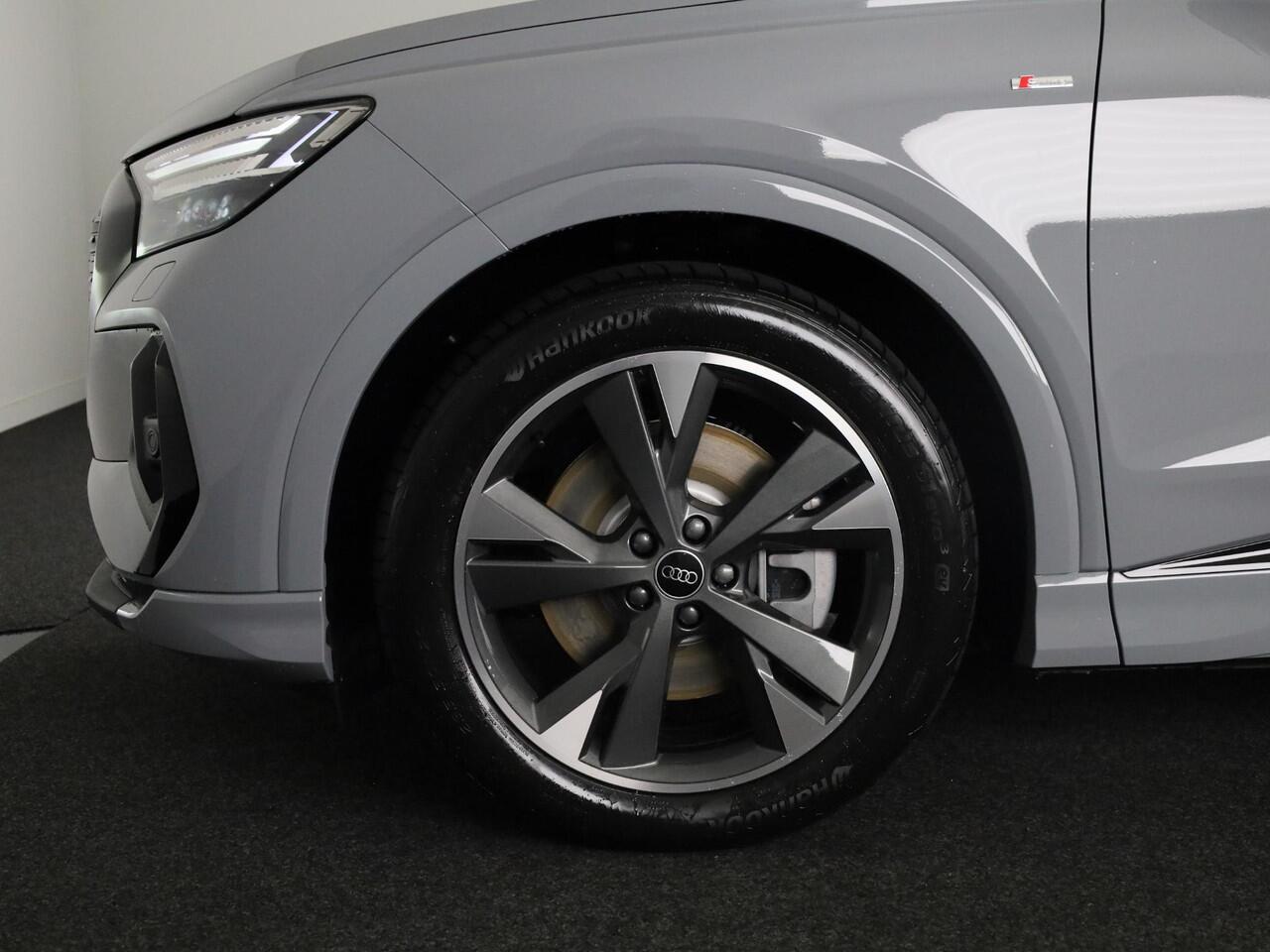 Audi Q4 e-tron 45 S edition Competition 82 kWh 286 pk | Assistentiepakket plus | Comfortpakket plus | Ambient lichtpakket | Optiekpakket zwart plus |