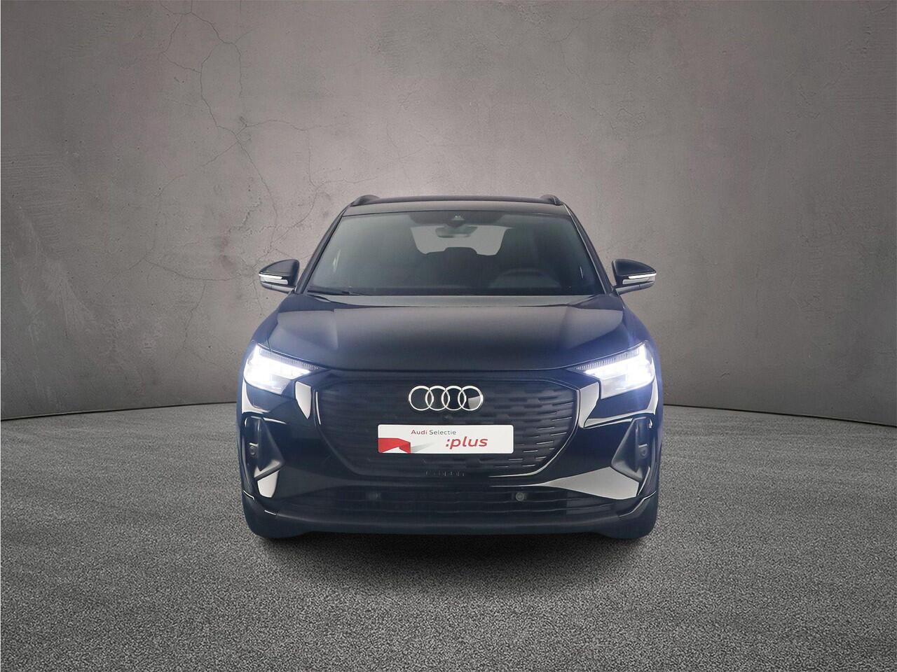 Audi Q4 e-tron 45 quattro S Edition 82 kWh | Camera | Matrix | ACC | Carplay | Audi sound | Parkeerhulp plus |