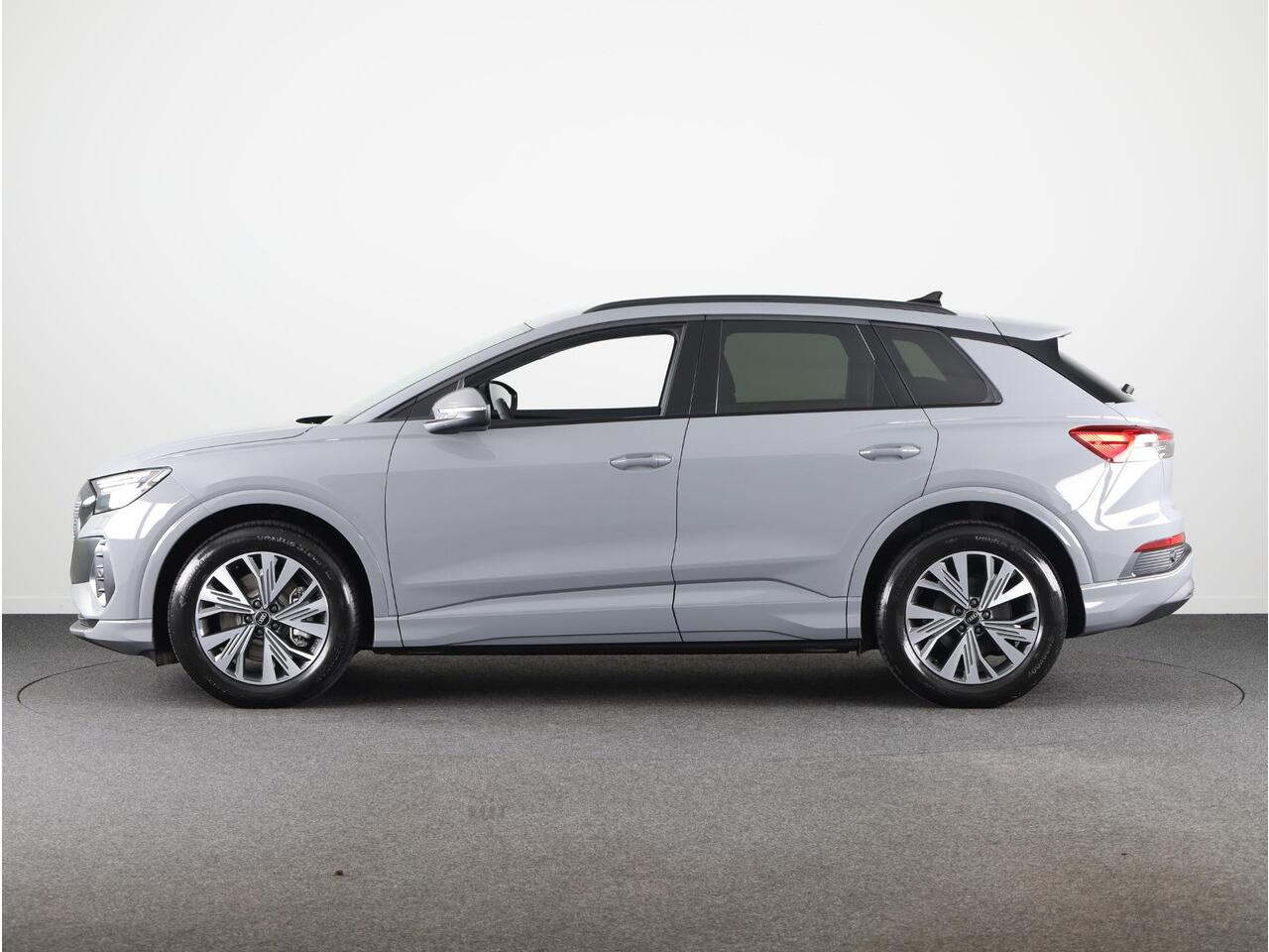 Audi Q4 e-tron 45 quattro Advanced edition 82 kWh 286pk | Assistentiepakket |Comfortpakket | Optiek pakket zwart Plus