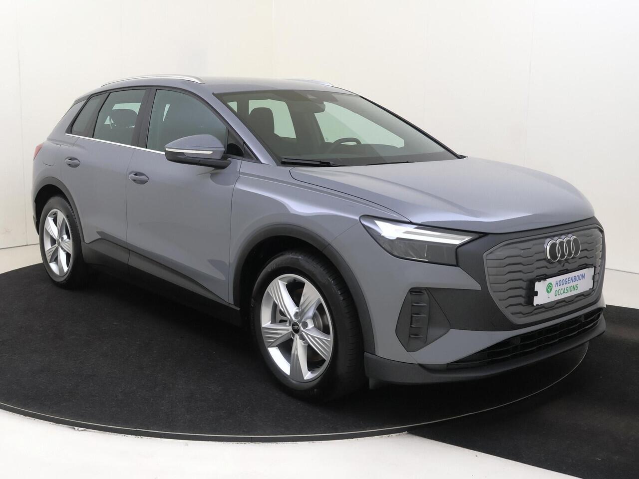 Audi Q4 e-tron 45 quattro Advanced edition 82 kWh | Trekhaak | Adaptieve cruise control | Navigatie Plus | Keyless | Stoelverwarming | 3-zone airco | Elektrische achterklep | CarPlay |