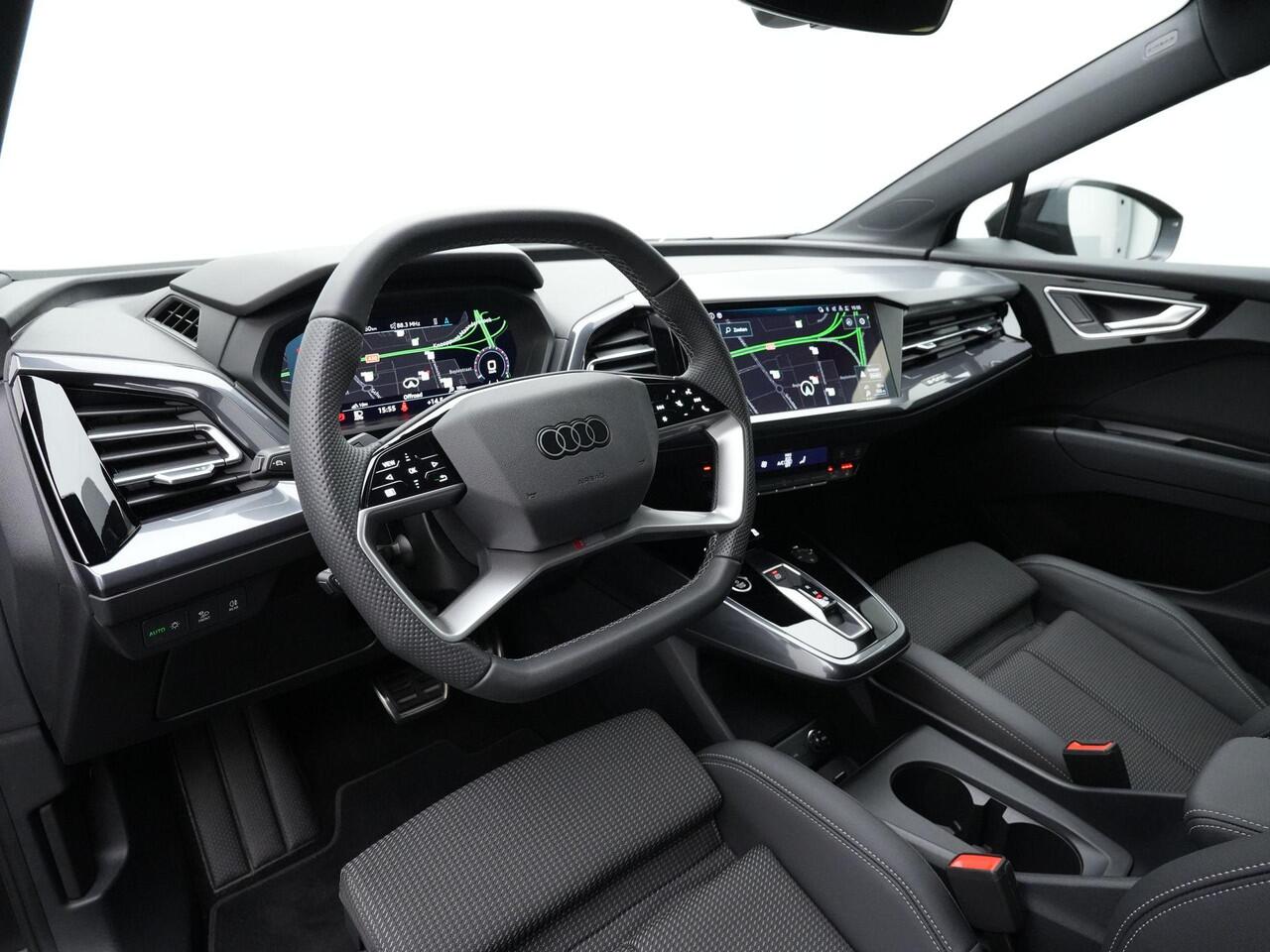 Audi Q4 e-tron 45 Quattro S Edition 82 kWh 286 pk / S-Line | Panoramadak | Matrix LED | Stoelverwarming | Navigatie
