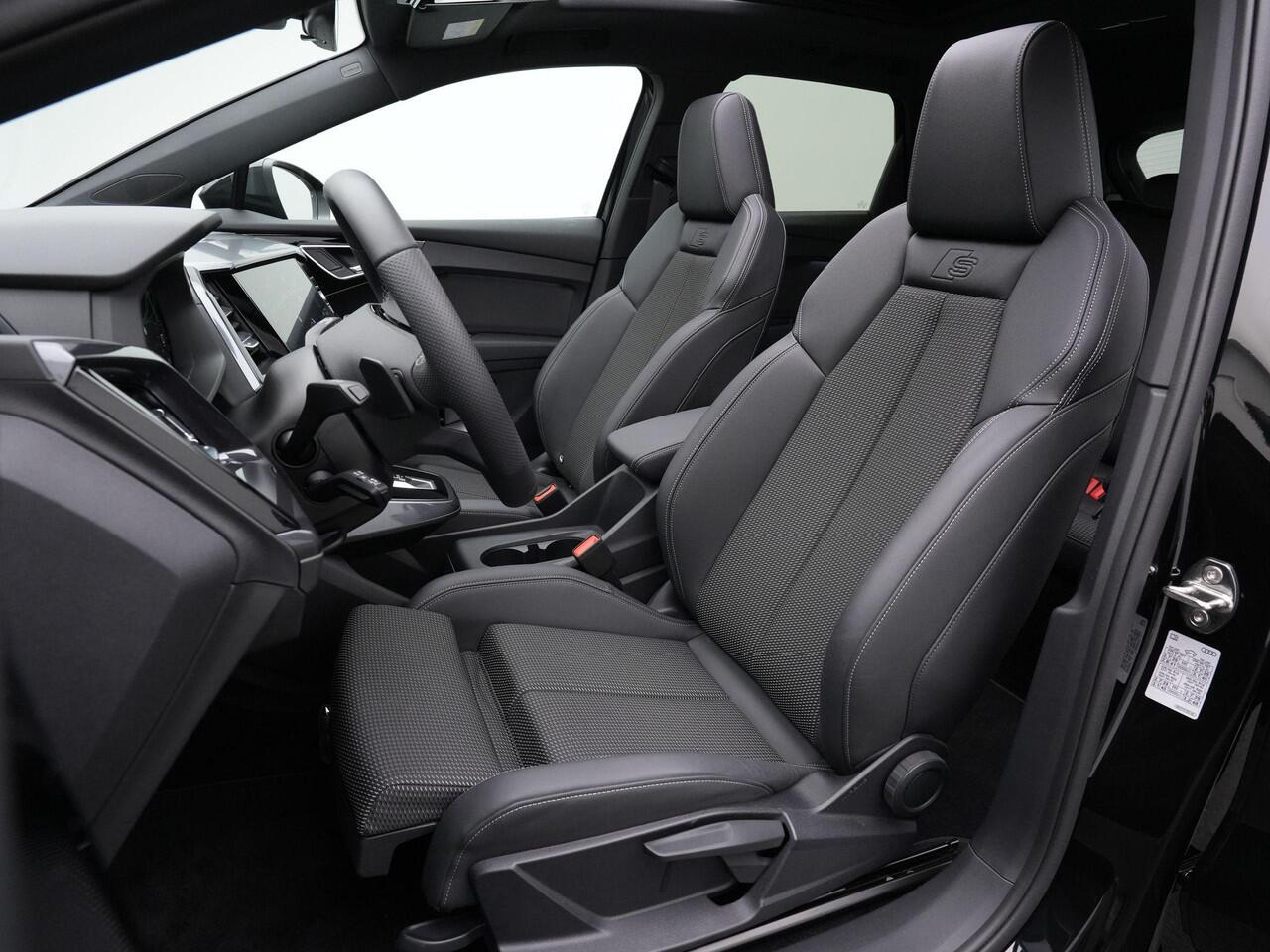 Audi Q4 e-tron 45 Quattro S Edition 82 kWh 286 pk / S-Line | Panoramadak | Matrix LED | Stoelverwarming | Navigatie