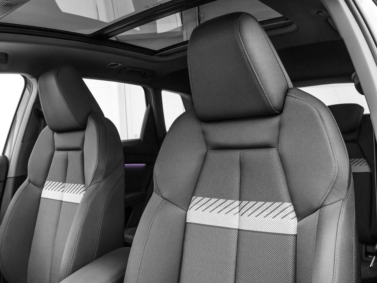 Audi Q4 e-tron 40 Advanced Edition 204pk · Glazen panoramadak · 360 Camera · Side Assist · Stoelverwarming · ACC · Garantie t/m 07-11-2027