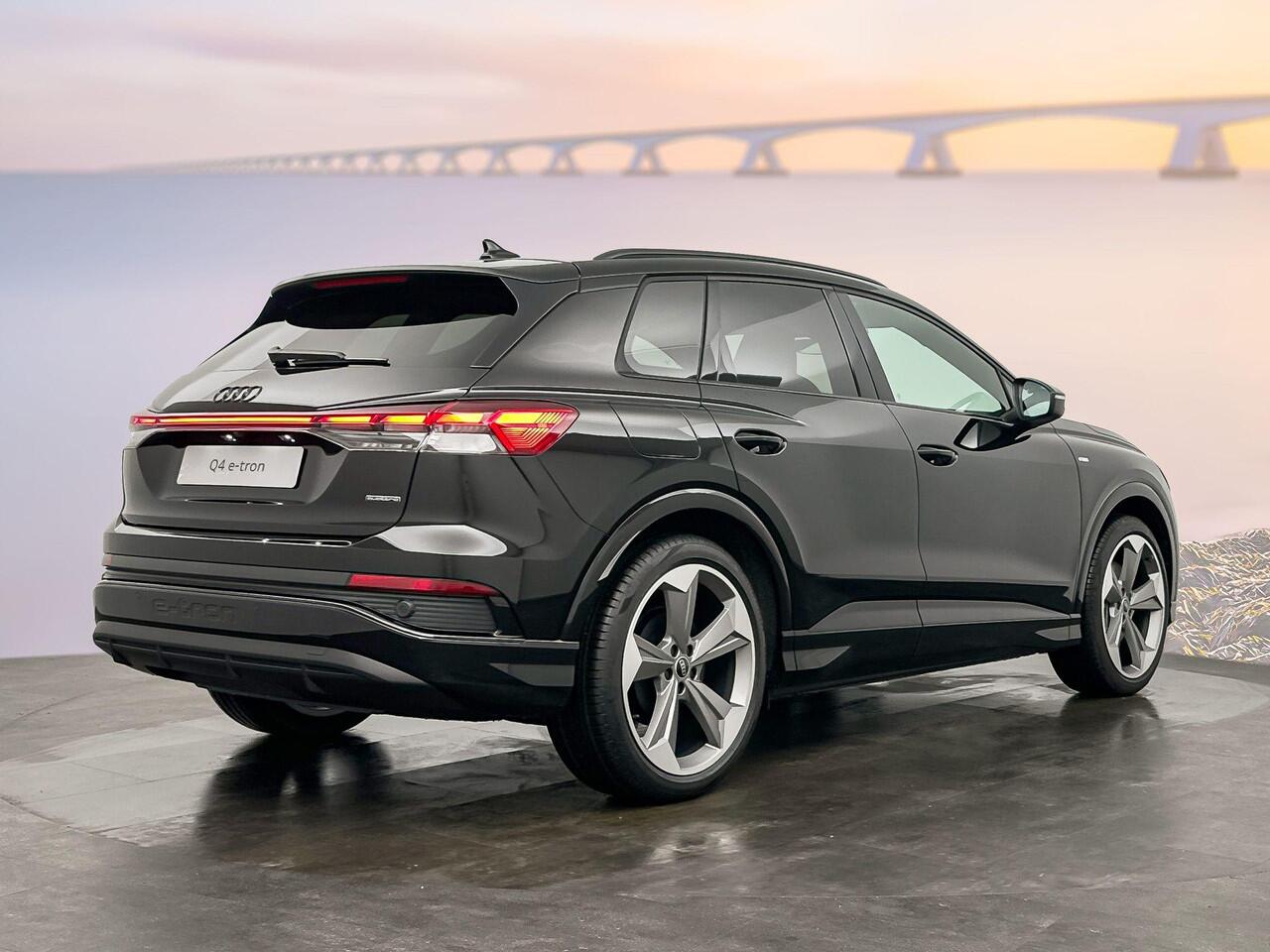 Audi Q4 e-tron S edition Competition 45 82 kWh 210 kW / 28