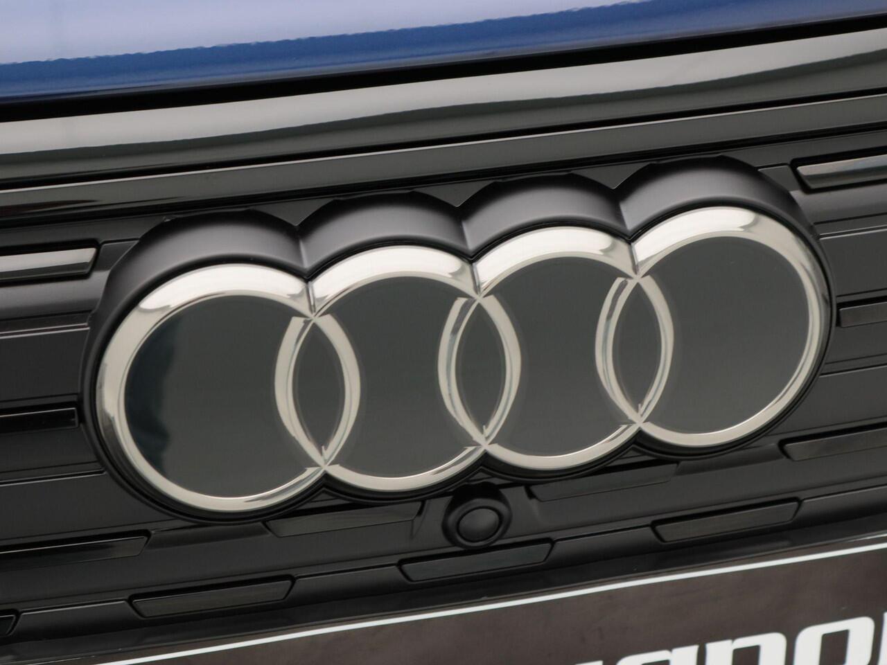 Audi Q4 e-tron 40 | S edition | 204 PK | 20 inch velgen | Privacyglas | Zwart Optiek Plus | Trekhaak |