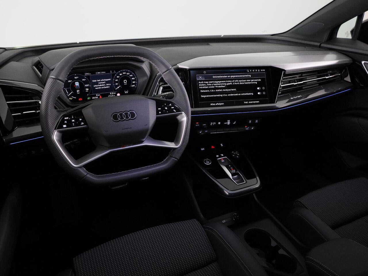 Audi Q4 e-tron 45 S edition Competition 82 kWh 286 pk | Assistentiepakket plus | Comfortpakket plus | Glazen panoramadak | Ambient lichtpakket |