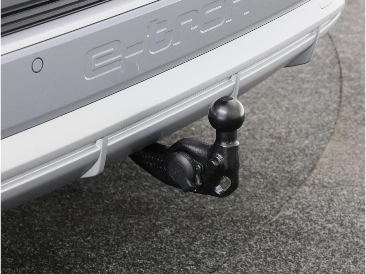 Audi Q4 e-tron S Edition 45 82 kWh 210 kW / 286 pk Quattro | Trekhaak