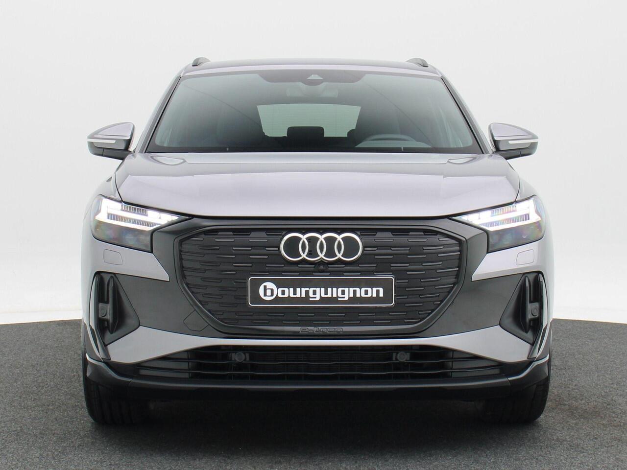 Audi Q4 e-tron S edition Competition 45 | 286 Pk | 20 inch | Privacyglas | Matrix Led | Assistentiepakket plus |