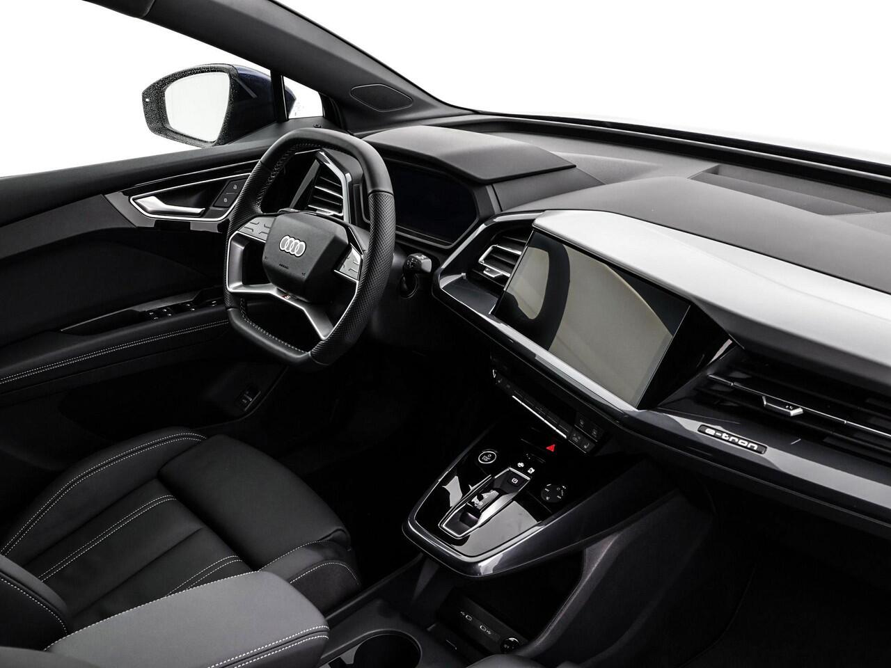 Audi Q4 e-tron 45 quattro S Edition Competition 286 PK · Assistentiepakket plus · Comfortpakket · Comfortsleutel · MEGA Sale