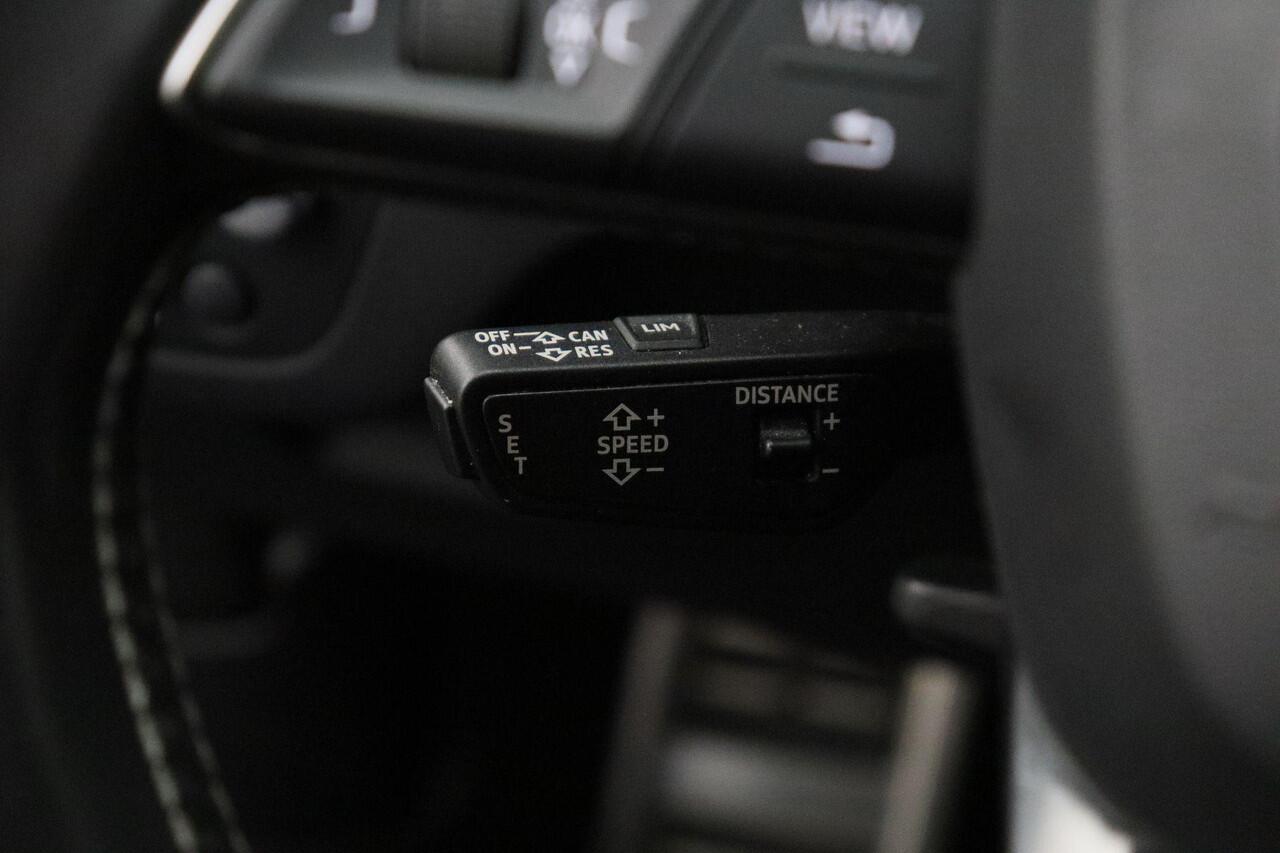 Audi Q5 3.0 TFSI SQ5 quattro 2018 Panoramadak | 360 Camera | Bang & Olufsen | Trekhaak | Luchtvering | Carplay | Cruise control | Climate control | Navigatie | Bluetooth | Digitaal dashboard | Stoelverwarming | B&O | Elek. verstelbare stoelen | Lederen bekleding