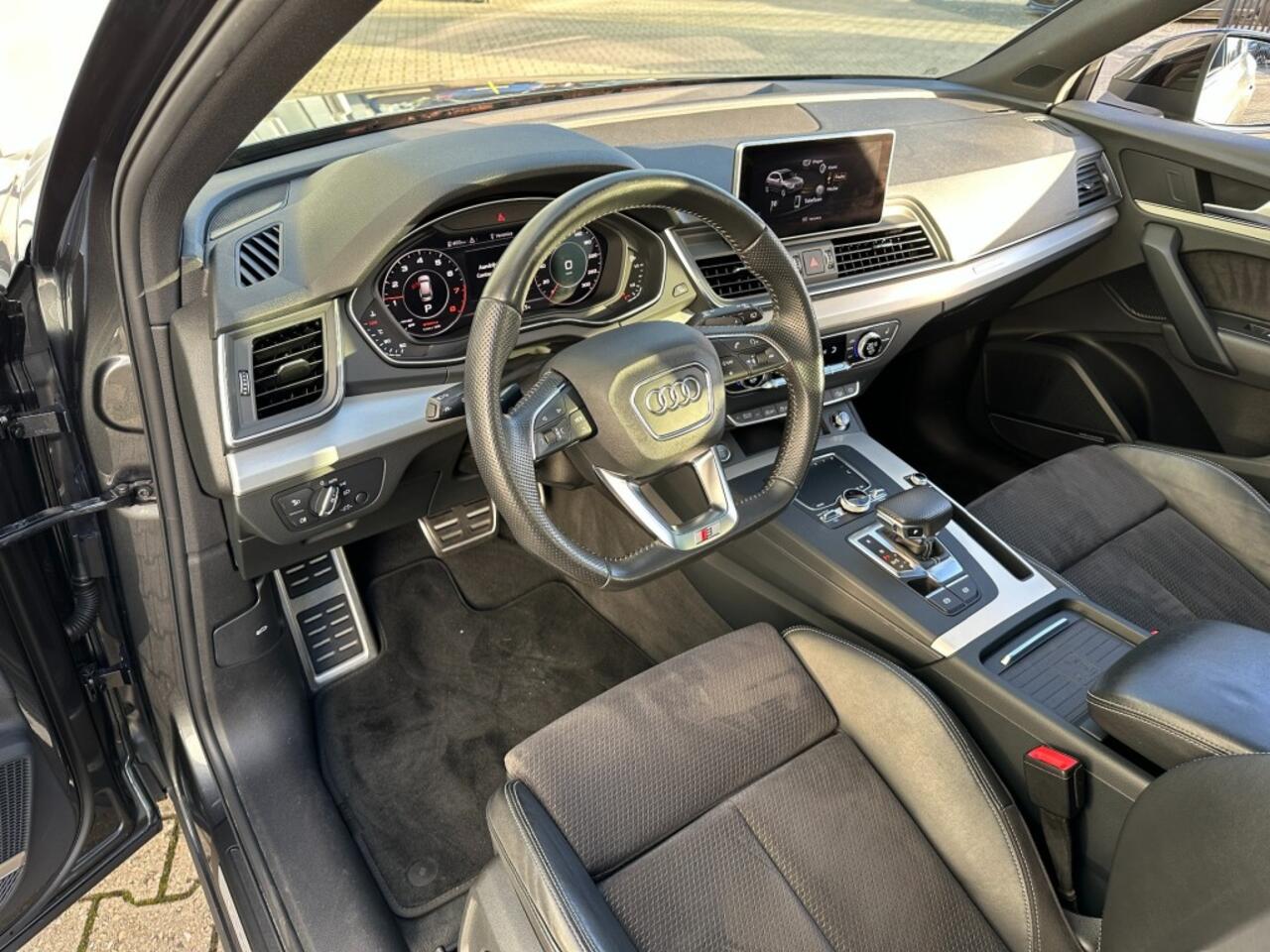 Audi Q5 45 TFSI Quattro S-Line 2019 *Pano *Adaptive *BenO *21inch