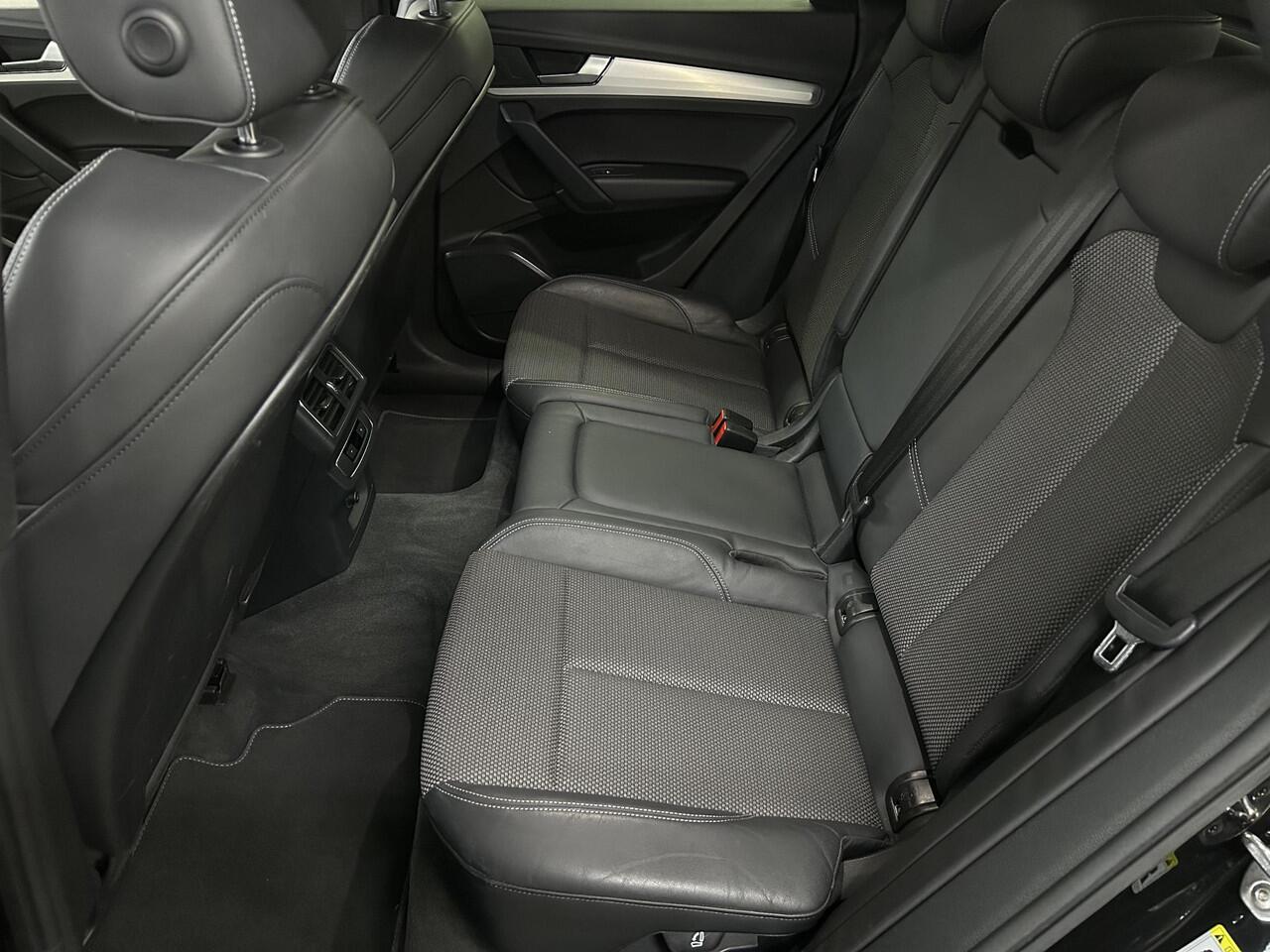 Audi Q5 55 TFSI e quattro S Line /Apple Carplay/BTW/Camera Achter/Stoelmassage/Stoelverw./Cruise&Clima control/20'' LMV/Isofix/Elek. trekhaak (MET GARANTIE*)