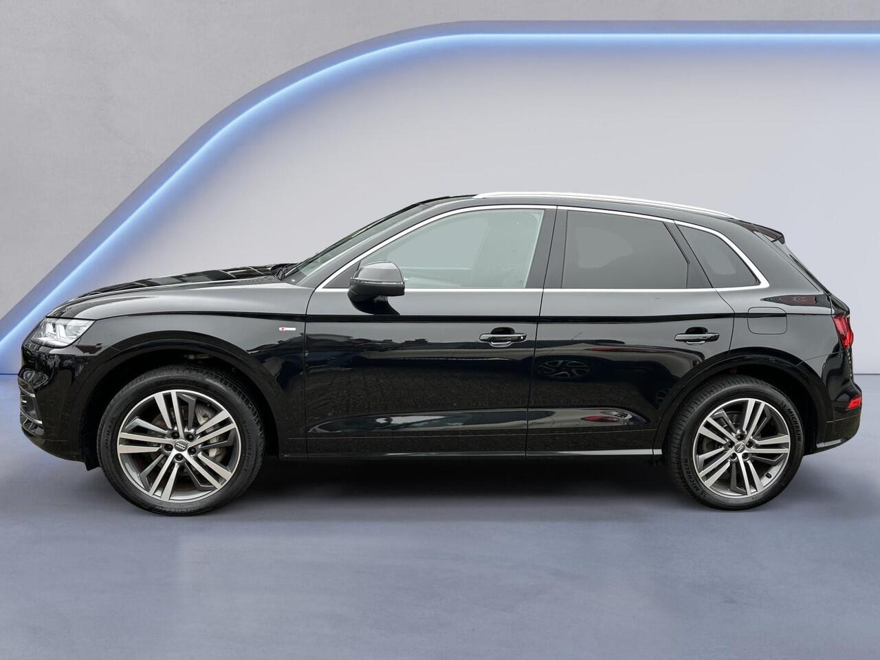 Audi Q5 55 TFSI e quattro S Line /Apple Carplay/BTW/Camera Achter/Stoelmassage/Stoelverw./Cruise&Clima control/20'' LMV/Isofix/Elek. trekhaak (MET GARANTIE*)