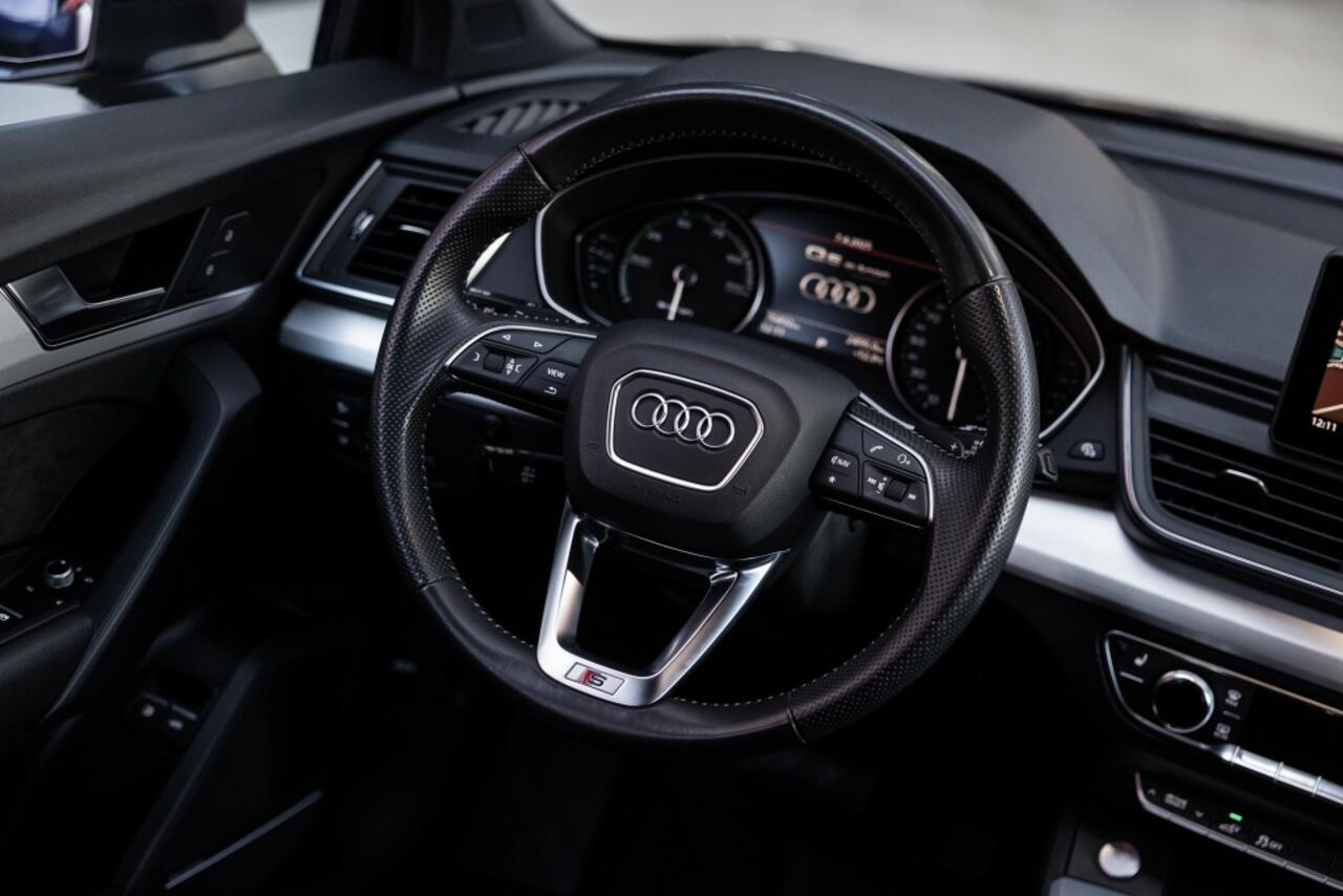 Audi Q5 55 TFSI e q. Comp.