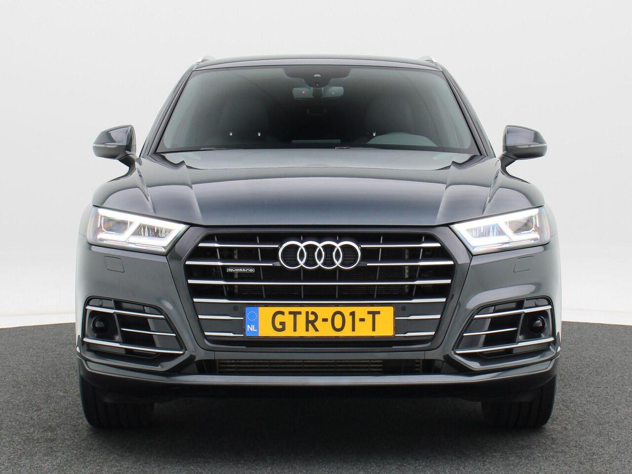 Audi Q5 55 TFSi e 367 Pk Automaat quattro S-Line | Adaptive Cruise | Climate Control | Stoelverwarming | Bluetooth | Navigatie | Camera | Keyless | 19 inch | 83.456 km!!