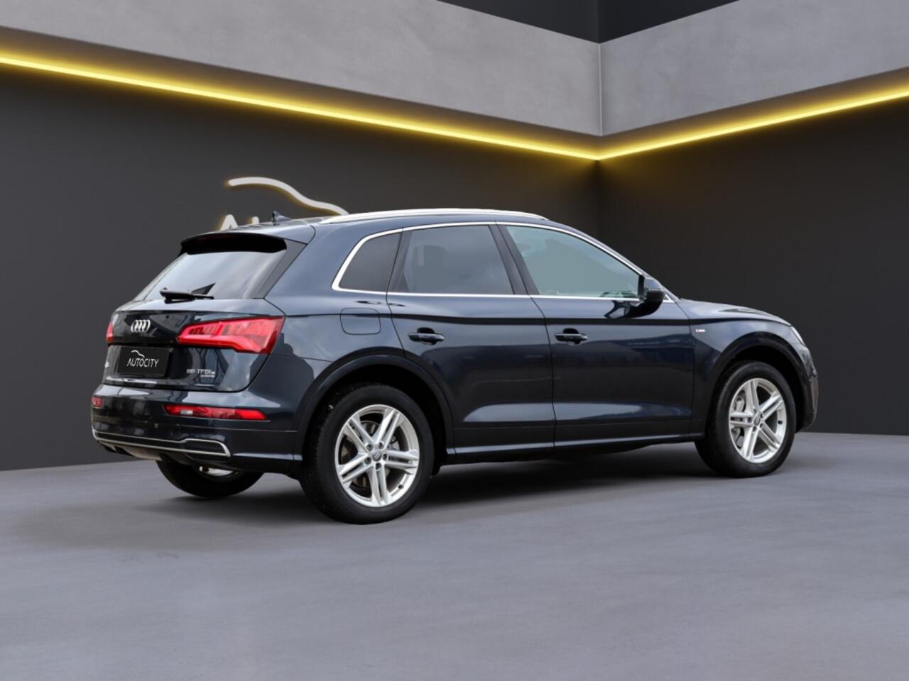Audi Q5 55 TFSI e quattro S Line Pano l Keyless l Virtual