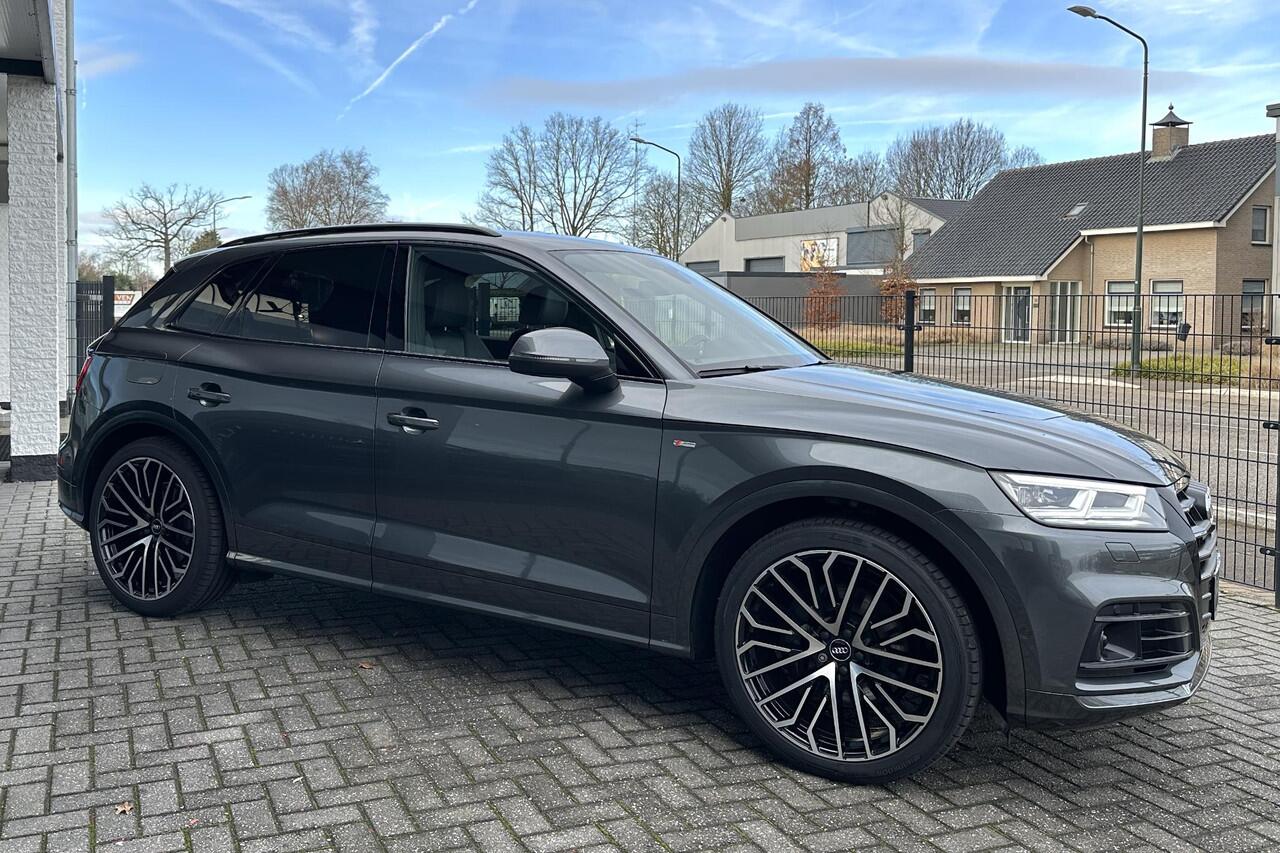 Audi Q5 55 TFSIe S-Line Black Lucht Matrix Massage Sfeer