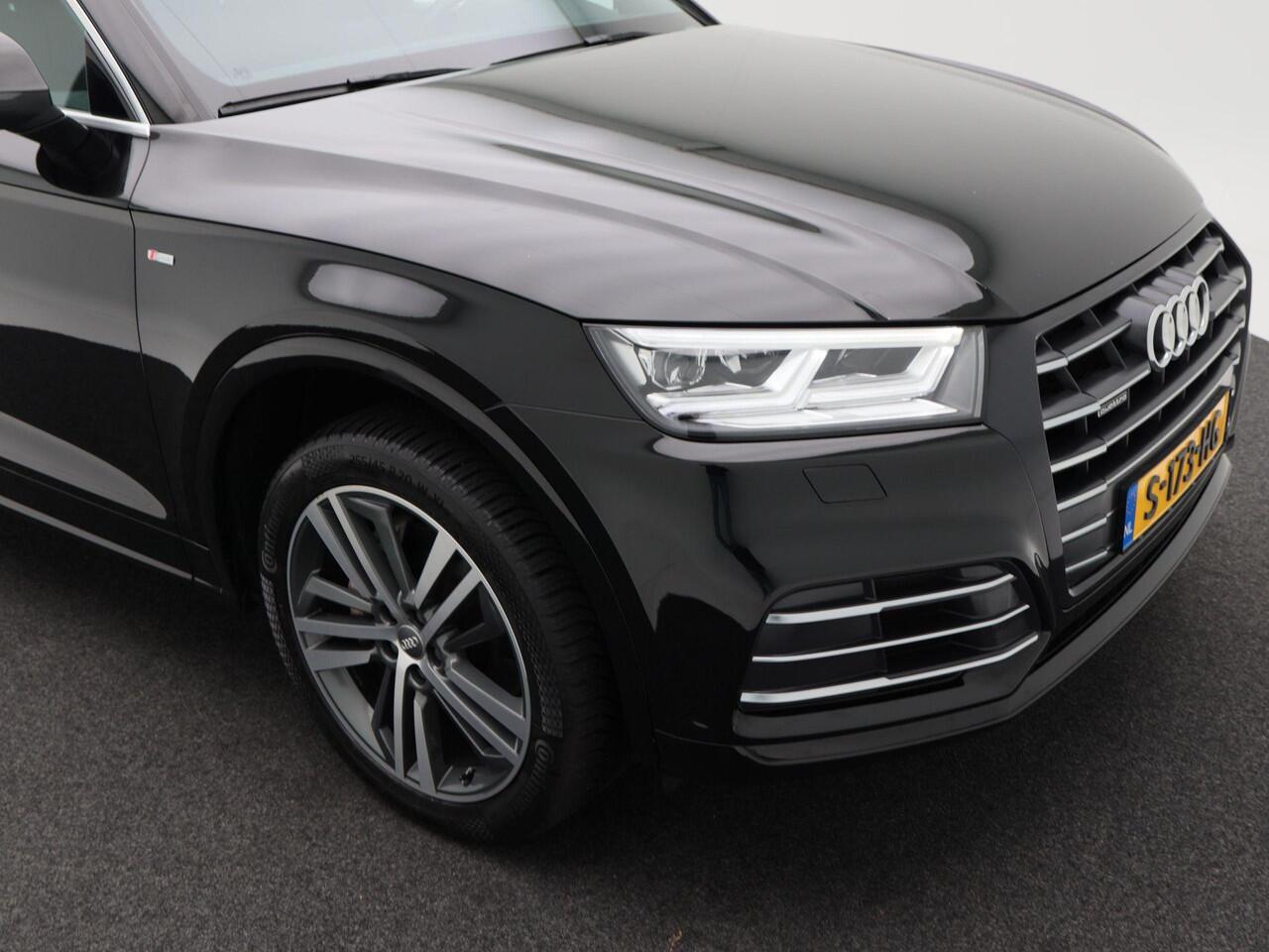 Audi Q5 55 TFSi e 367 Pk quattro S-Line | LED | Elektrische Achterklep | Privacy Glass | Stoel Verwarming | Cruise Control | 20 Inch