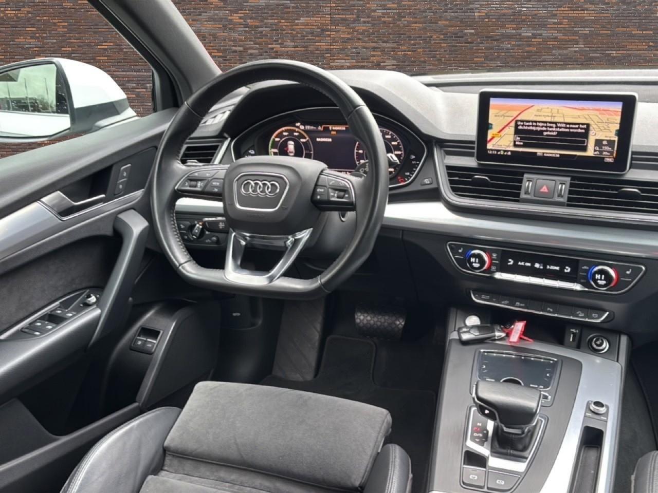 Audi Q5 50 TFSI e quattro S-LINE 47000KM!