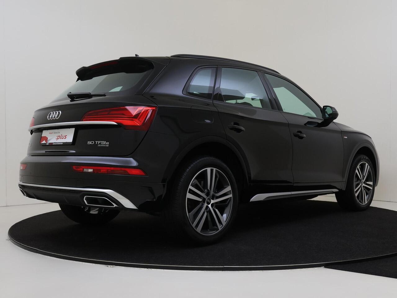 Audi Q5 50 TFSI e S edition | Stoelverwarming | Navigatie Plus | Keyless | Virtual cockpit Plus | 3-zone airco | Luxe lederen bekleding | Adaptieve Cruise control | Tour