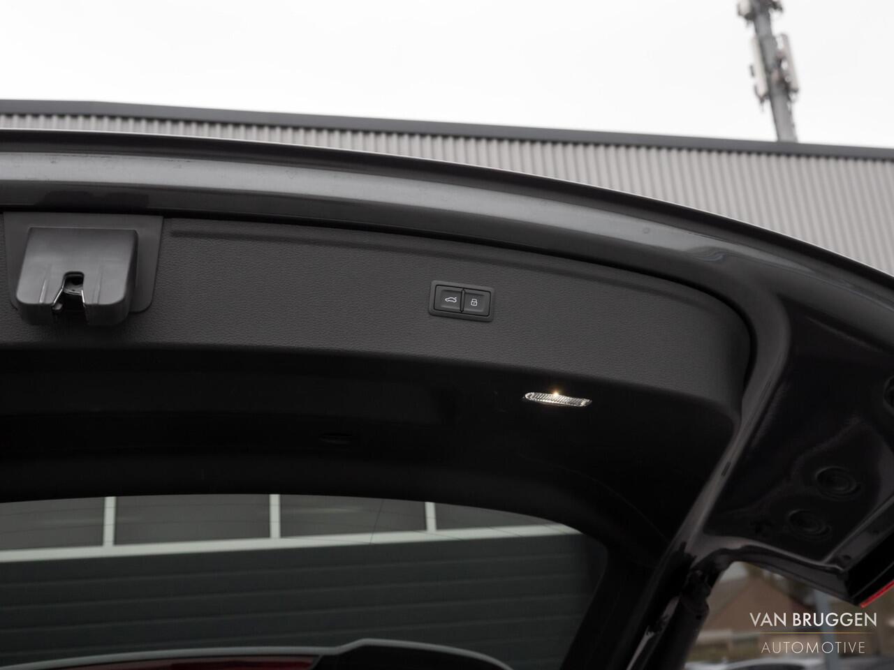 Audi Q5 55 TFSI e quattro Competition Pano 360 Trekhaak RS-Stoelen Massage