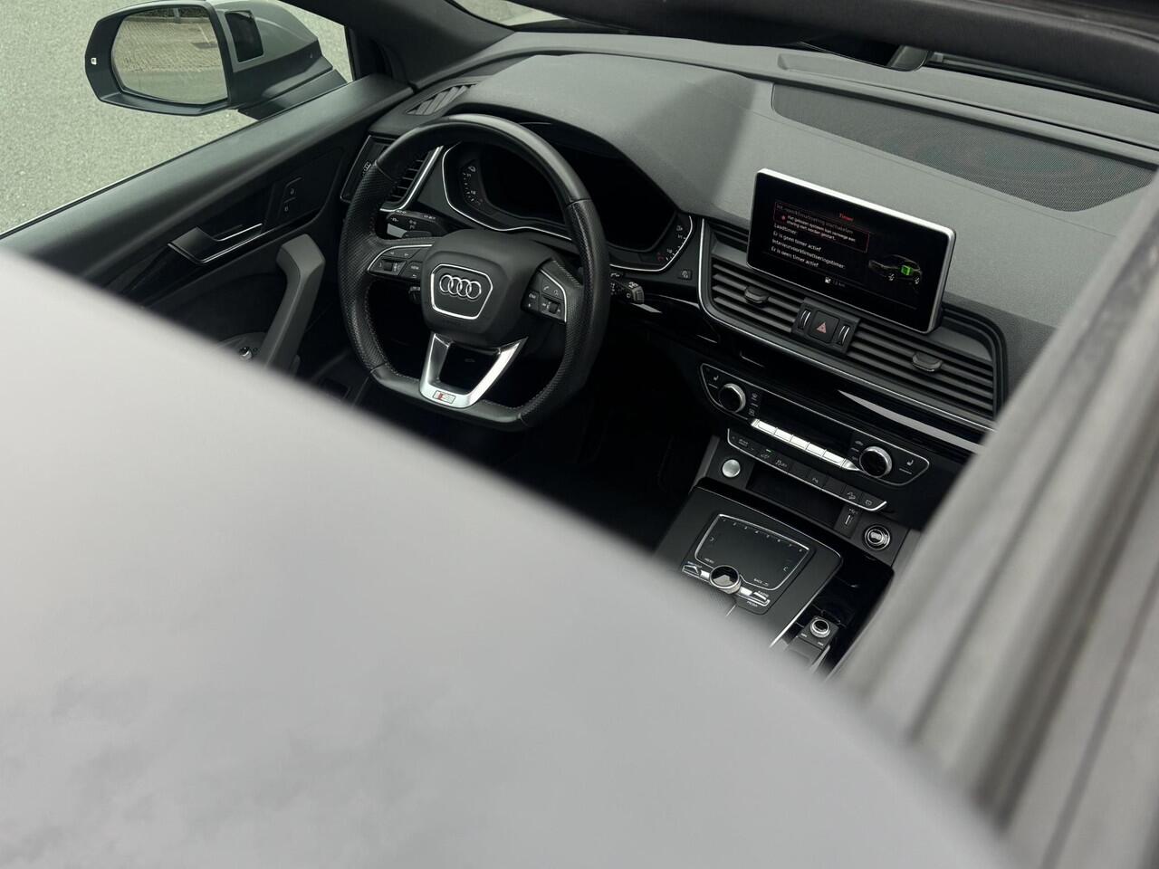 Audi Q5 55 TFSI e quattro PANO SFEER ACC ELEKT.STL/TREKH.