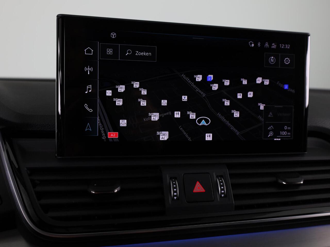 Audi Q5 Sportback 50 TFSI e S edition 299 pk S-tronic | Navigatie | Panoramadak | Trekhaak (wegklapbaar) | Parkeersensoren (Park assist) | Rondomzicht camera | Stoelverwarming v/a | S-Line |