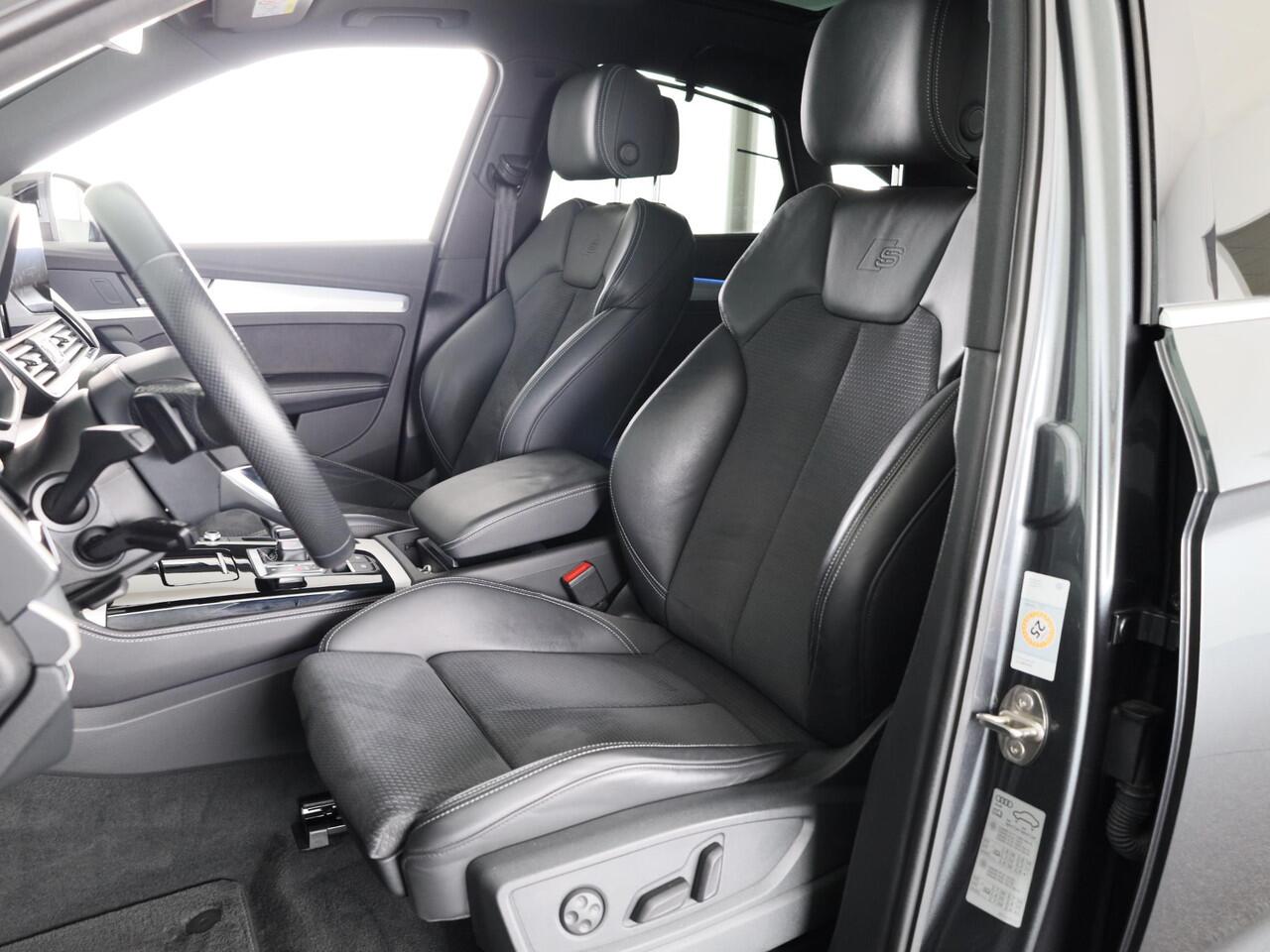 Audi Q5 Sportback 50 TFSI e S edition 299 pk S-tronic | Navigatie | Panoramadak | Trekhaak (wegklapbaar) | Parkeersensoren (Park assist) | Rondomzicht camera | Stoelverwarming v/a | S-Line |