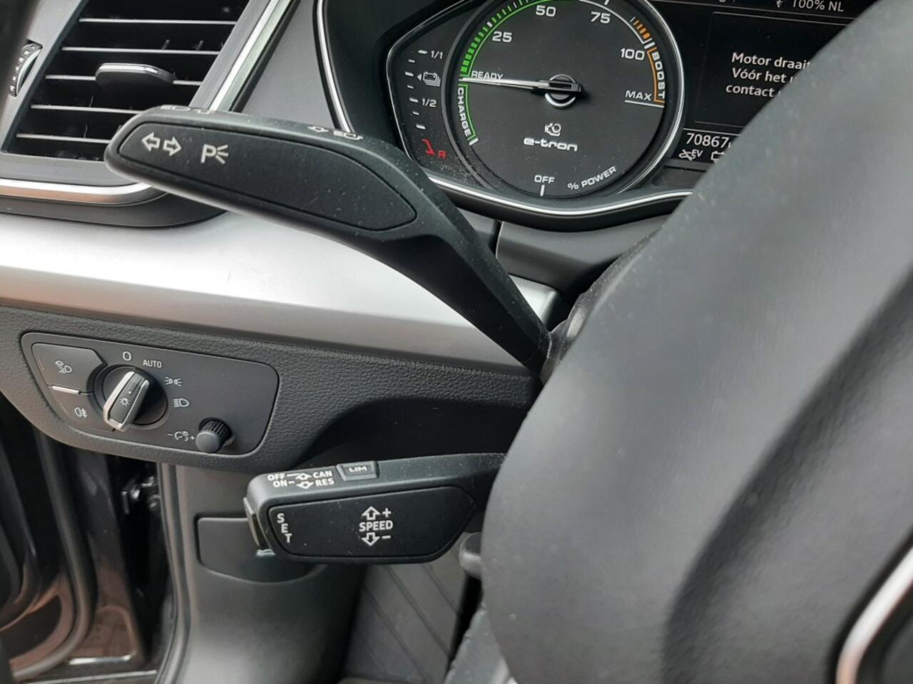 Audi Q5 50 TFSi-e PHEV Plug-In Quattro S-Line Airco Navigatie Bluetooth Cruise-control