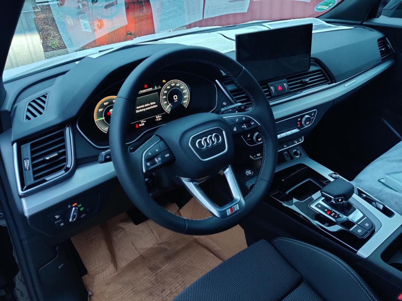 Audi Q5 55 TFSI e S edition