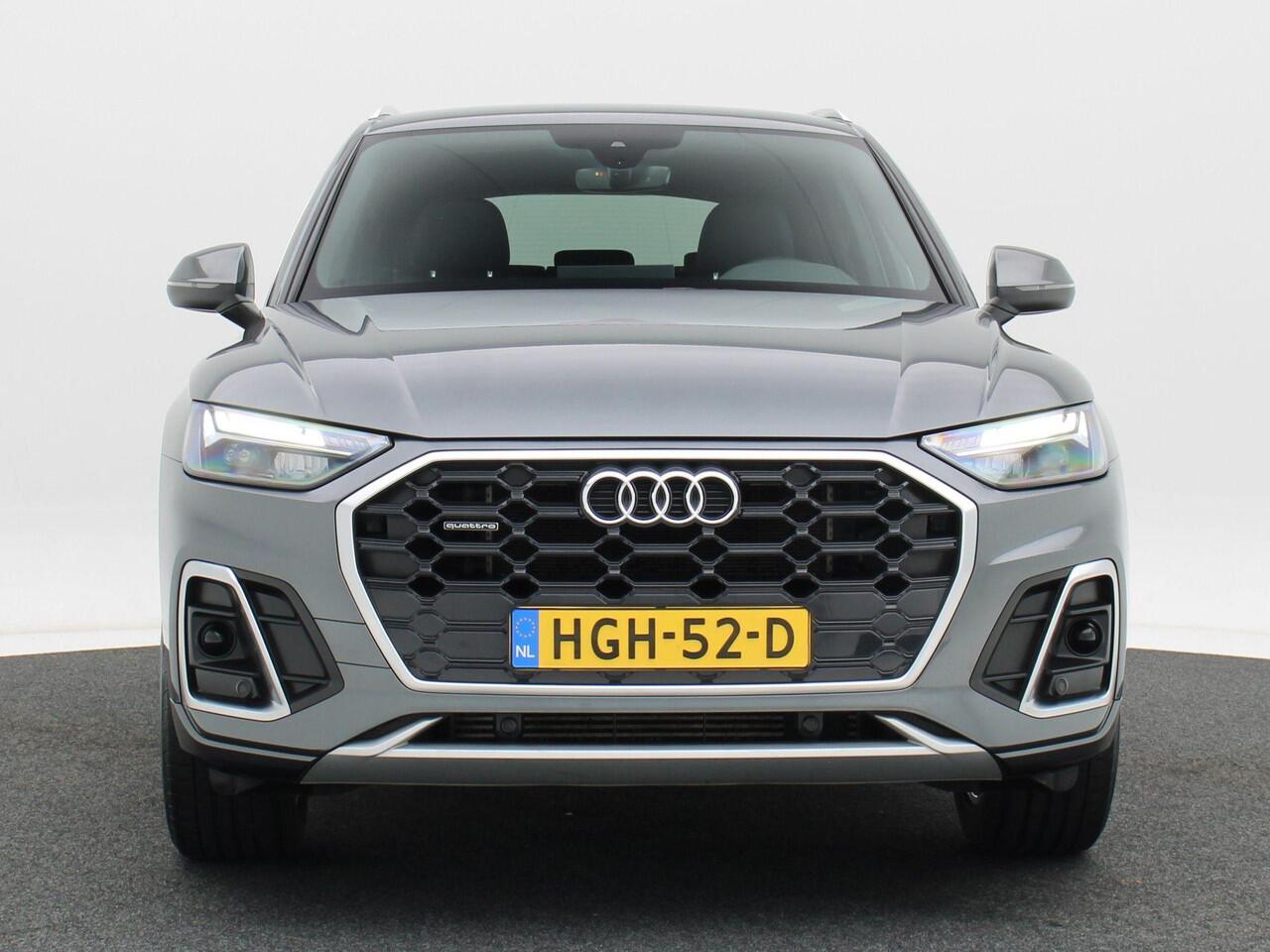 Audi Q5 50 TFSi e 300 Pk Automaat S-Line | Full LED | Adaptive Cruise | Trekhaak | LED | CarPlay | 19 Inch | Stoelverwarming