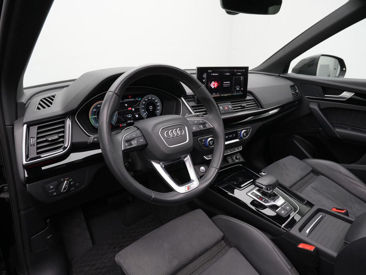 Audi Q5 50 TFSI e Quattro S-Line | Panoramadak | Geheugenstoel | Stuur-/stoelverwarming | Achteruitrijcamera | Leder/alcantara