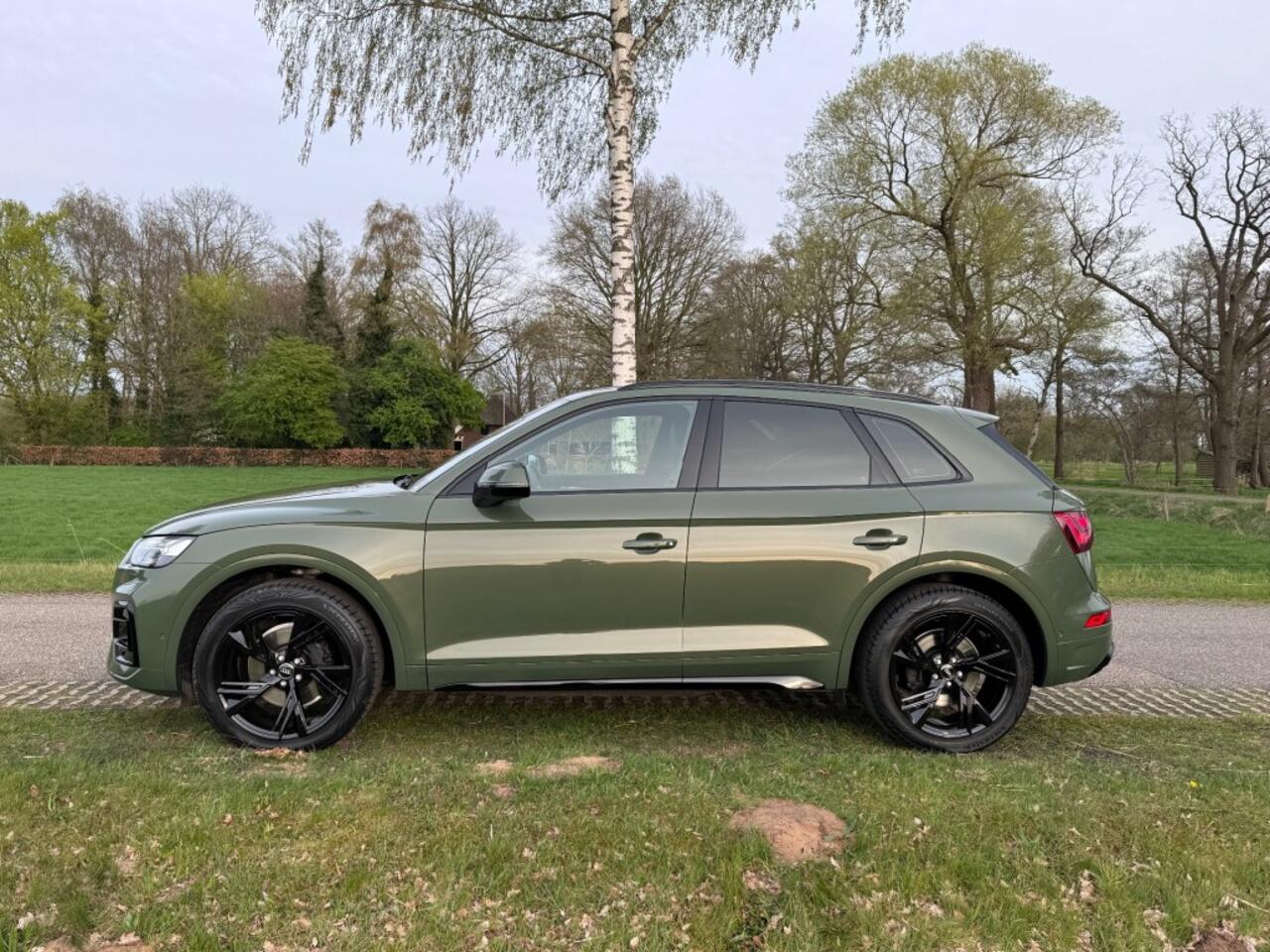 Audi Q5 35 TDI / S LINE / LEDER / CARPLAY / 20INCH / 75DKM