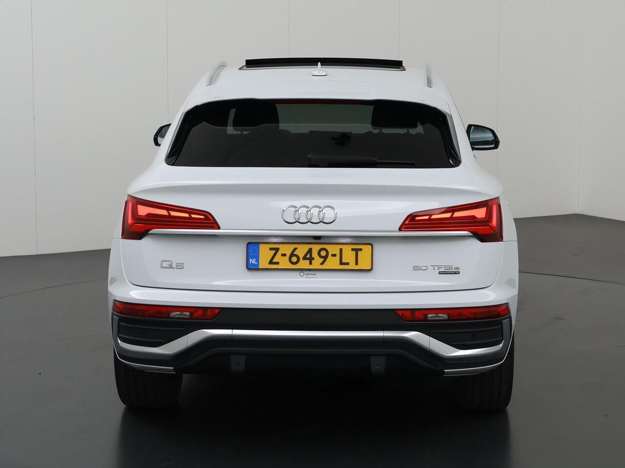 Audi Q5 Sportback 50 TFSI e S edition | S-Line | Panoramadak | Ele. verstelbare stoelen + Geheugen | Matrix LED | Sportstoelen | 360 Camera | Virtual Cockpit | DAB | Navigatie | Rij-Hulpsysteem | Multicolor-LED |