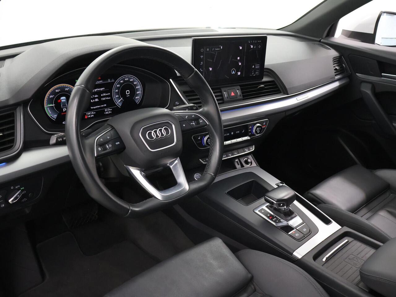 Audi Q5 Sportback 50 TFSI e S edition | S-Line | Panoramadak | Ele. verstelbare stoelen + Geheugen | Matrix LED | Sportstoelen | 360 Camera | Virtual Cockpit | DAB | Navigatie | Rij-Hulpsysteem | Multicolor-LED |