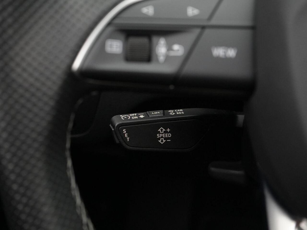 Audi Q5 50 TFSI e 299 pk S-tronic S edition / S-Line | Panoramadak | Rondomzicht camera | Matrix LED | Side Assist | Afgevlakt sportstuur