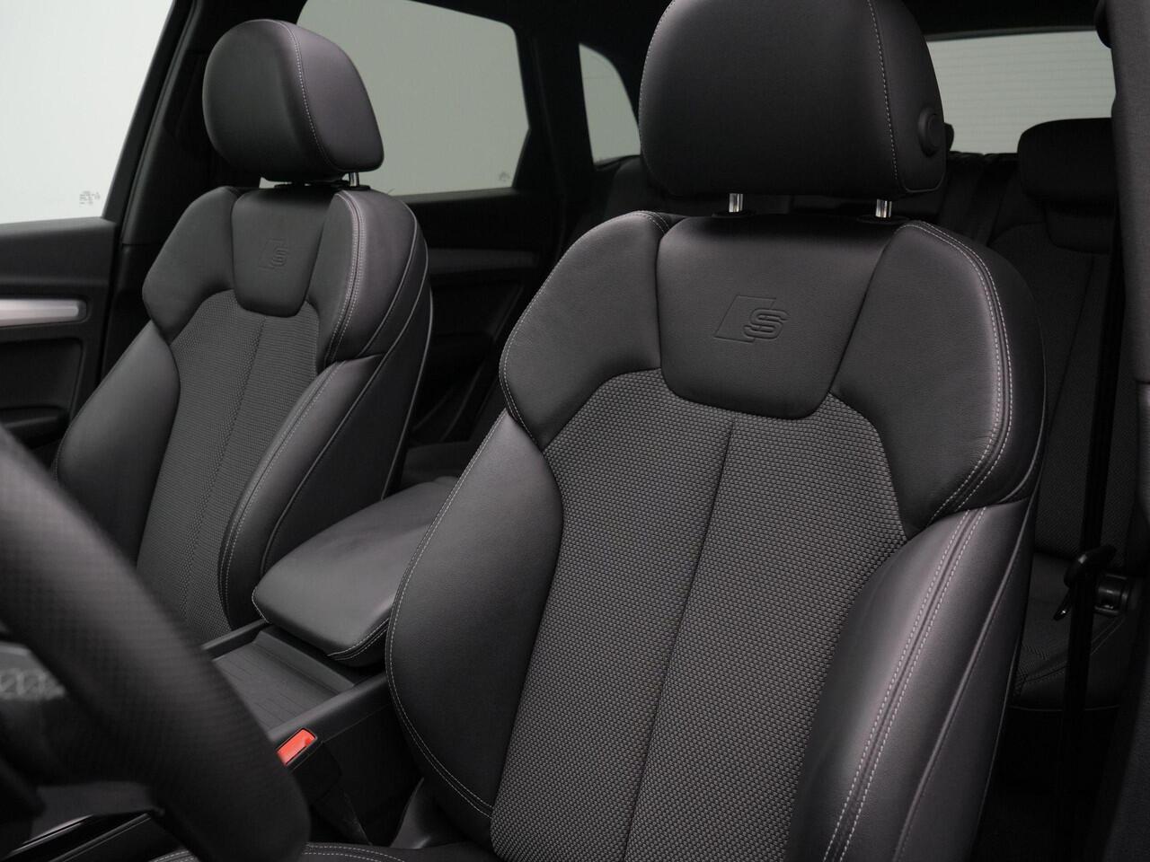 Audi Q5 50 TFSI e 299 pk S-tronic S edition / S-Line | Panoramadak | Rondomzicht camera | Matrix LED | Side Assist | Afgevlakt sportstuur