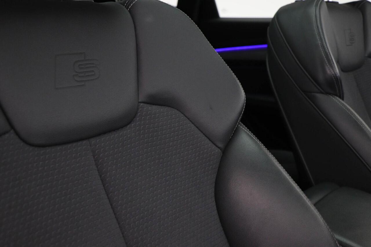 Audi Q5 Sportback 55 TFSI e S edition | PANORAMADAK | LUCHTVERING | B&O DAB | APPLE | CAMERA | 20" | S-LINE |