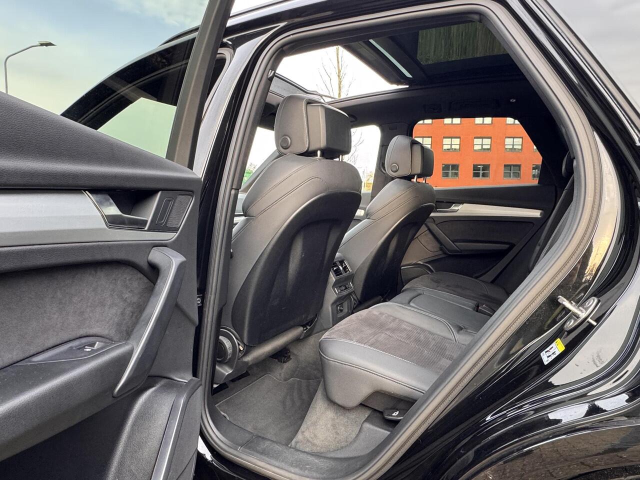 Audi Q5 50 TFSI e S edition 299pk | Panorama dak | Navigatie | Parkeercamera | Matrix Led koplampen