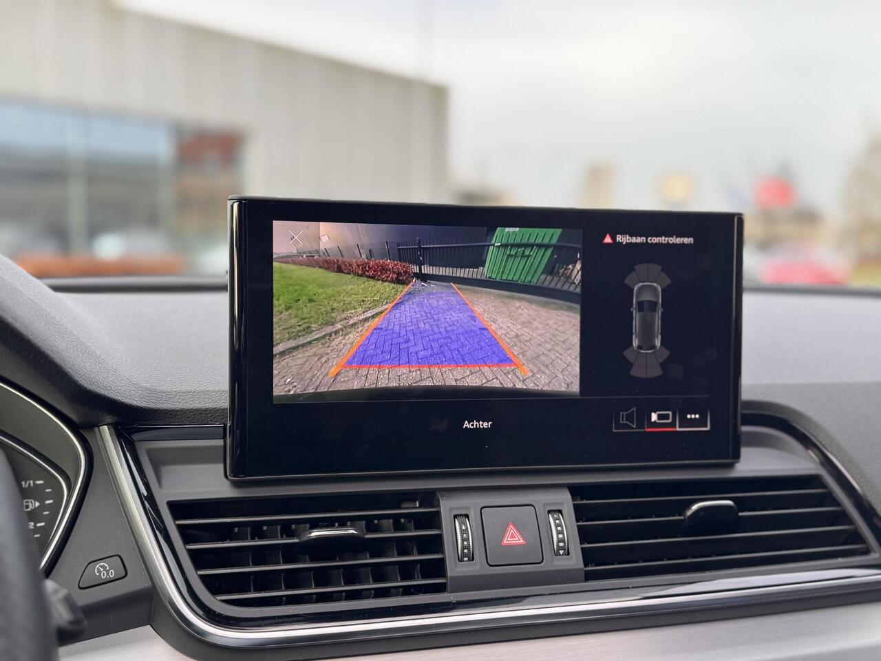 Audi Q5 50 TFSI e S edition 299pk | Panorama dak | Navigatie | Parkeercamera | Matrix Led koplampen