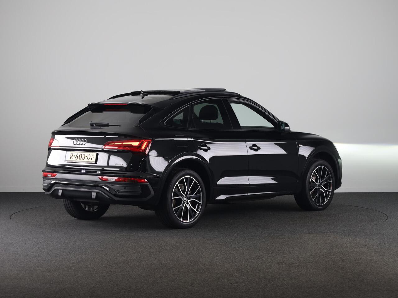 Audi Q5 Sportback 50 TFSI e S edition 299pk | Panoramadak | Trekhaak | Verwarmbare voorstoelen | Adpatieve cruise controle | Matrix koplampen | Navigatie