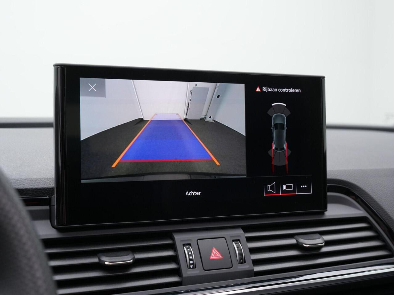 Audi Q5 55 TFSI e Quattro Competition / S-Line | Panoramadak | Trekhaak | Achteruitrijcamera | Stoelverwarming