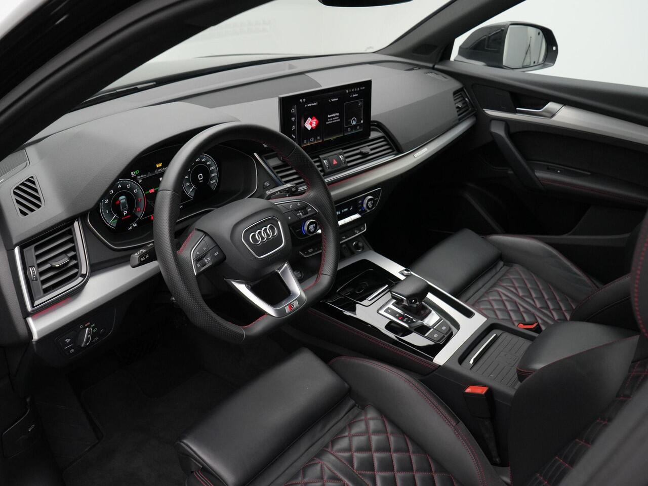 Audi Q5 Sportback 55 TFSI e 367 pk S-tronic S Edition Competition / S-Line | Luchtvering | Fijnnappa leder (rood gestikt) | Geheugenstoel | Bang & Olufsen