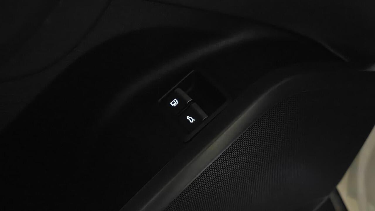 Audi Q5 50 TFSI e S edition | Hud | Trekhaak | Panorama | Carplay