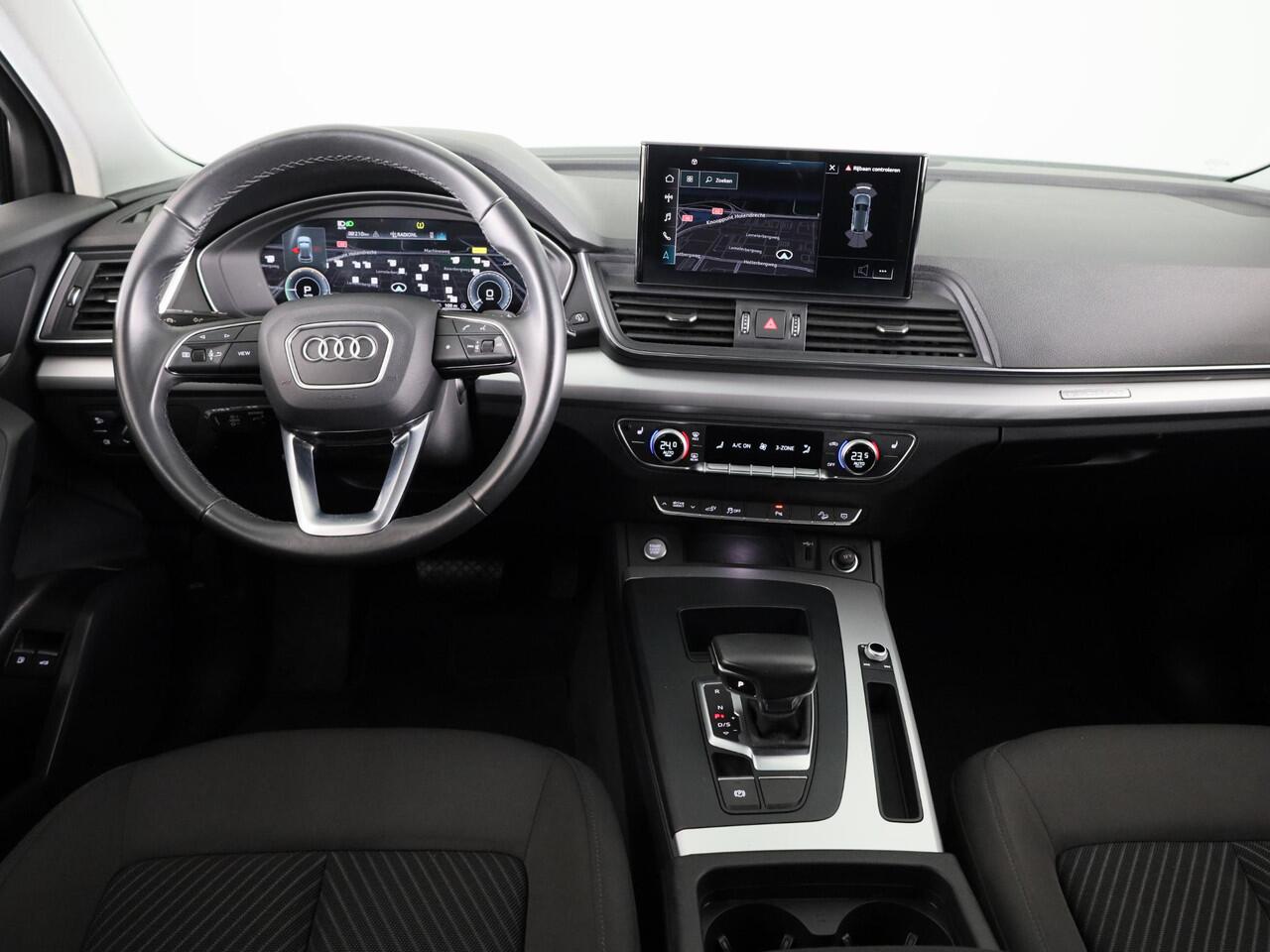 Audi Q5 50 TFSI e S edition Competition 299pk | Adaptieve cruise controle | Stoelverwarming | 21 inch Lichtmetalen velgen | Navigatie